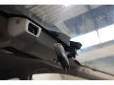 EyeSight(Ver.3)搭載!衝突被害軽減ブレーキや追従機能、車線逸脱抑制やはみ出し警報などで運転をサポートします!