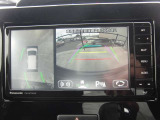 前後パーキングセンサーとガイド線付の360度カメラ!