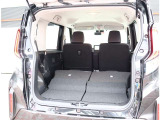 【車屋】として、長く車業界に従事した経験豊富なスタッフが多数在籍しております。