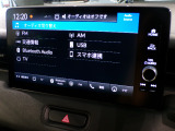 Bluetooth、AM、FM、スマートフォン接続ができます。