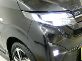 LEDヘッドライトです。デザイン性がよくとても明るいので、夜間の走行や悪天候でも安心です。しかも長寿命!