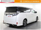 リアはシンプルでスタイリッシュなデザインです。