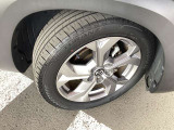 タイヤサイズは215/55R18です