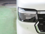 LEDヘッドライトは、点灯の瞬間から光量を発揮し、突然暗くなるトンネルなどでの安定感を高めます。