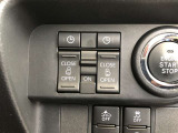 両側電動スライドドアの開閉はインパネのスイッチで簡単操作可能です!