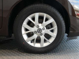 R7年式夏タイヤ185/65R15ダンロップ製です。