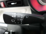 フロントワイパーの間欠機能が付いてます♪