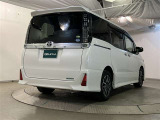 この車でレジャーにショッピングにお出かけしましょ!