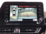 パノラミックビューモニター付き!クルマを真上から見ているかの様に、映像をモニターに表示。周囲の状況を把握しながら安心して駐車が可能です!