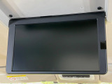 【11型フリップダウンモニター】大画面モニターで後席でもエンタメをお楽しみいただけます。小さなお子様にも大人気の装備です♪