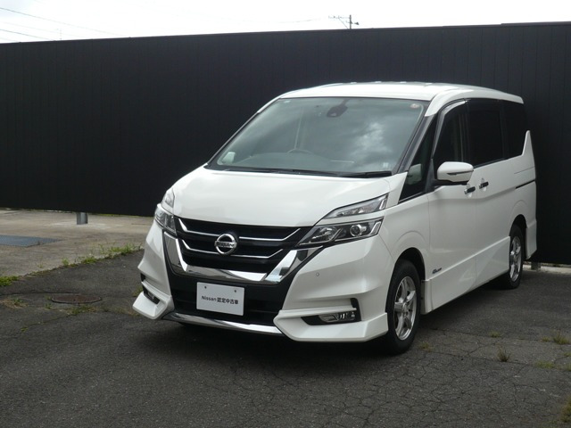 セレナ 2.0 ハイウェイスター Vセレクション 4WD