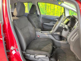 運転席シート廻りは使用感も少なく、良好な状態となっています。前オーナー様が丁寧に使っていたことがよくわかりますね。