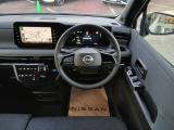 運転席 視界がよく操作しやすいスイッチ類がドライブをサポートいたします!
