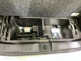 【ラゲッジルーム】実用性に優れた二段式ラゲッジル-ムでお荷物を別々に収納が可能♪♪