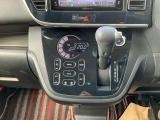 タッチパネル式オートエアコン ☆CVT無段変速機 変則ショックが少なく低燃費