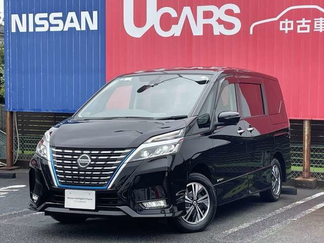 セレナ 1.2 e-POWER ハイウェイスターV