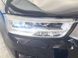 ●LEDヘッドライト:夜間走行時も良好な視界を確保し安心して運転できる高輝度LEDヘッドライトを装備!点灯速度が早く、消費電力も抑えられています。