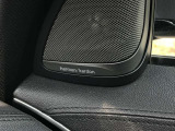 ハーマンカードンのカースピーカーは良質な音を届けると同時に、その先にある車内空間における上質な&ldquo;音楽体験&rdquo;も提供している。