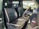 使用感のないきれいな運転席シートです!
