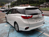大きなへこみもなくきれいな車です