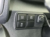 【横滑り防止機能】 車両走行安定補助システム搭載  車が横滑りしそうになった際に、横滑りを防ぐ安全装備が付いています。