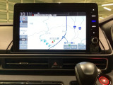ナビゲーションはフルセグTV、インターナビ対応のGathers純正メモリーナビを搭載しています。Bluetoothオーディオ機能がありますので、スマートフォンなどの音楽も再生できます。