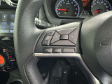 ステアリングスイッチ装備!運転しながら手元でオーディオの操作などができます。