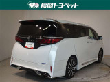 色は人気のプラチナホワイトパールマイカです。