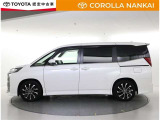 両側パワースライドドア付きだから、狭い駐車スペースなどでの 乗り降りラクラク!小さなお子さまのいるご家庭には嬉しい装備。