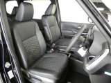 見通しのよいすっきりとした視界で、誰でも運転しやすいです。運転のしやすさは疲れにくさにも繋がりますよ♪