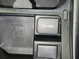 シガーソケット用の充電器が使用可能です!