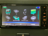 【ナビ】TV CD/DVD再生やBluetoothオーディオなど多彩なメディアに対応したメモリーナビを装備しています。