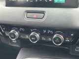 【 オートエアコン 】車内温度を感知して自動で温度調整をしてくれるのでいつでも快適な車内空間を創り上げます!