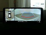 専用のカメラにより、上から見下ろしたような視点で360度クルマの周囲を確認することができます☆縦列駐車や幅寄せ時に活躍してくれます