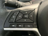 ステアリングスイッチ搭載!ハンドルひとつで手を離さなくても運転中視線をそらさなくても操作が出来て便利です♪