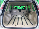 普段のお買い物や通勤、送迎等に十分な荷室スペースを確保しております。セカンドシートを倒すと、大きな荷物の積載も可能です♪