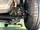 お車を安心してお乗りいただく為には、足回りの定期点検が欠かせません。サービスサポート(有償保証)では無料点検もご提供しており、安心のカーライフをお過ごしいただけるサポート体制が整っています。