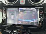 アラウンドビューモニターは車庫入れの強い味方となってくれます。上から車を見下ろすように視ることで、駐車場枠内にビシッと真っ直ぐ停めれます!☆一度使ったらわかって頂けます☆