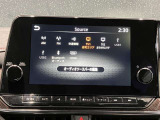 日産純正メモリーナビゲーションです♪目的地まで案内するナビゲーション機能の他にフルセグ画質で楽しめるTVやBluetooth Audioなど多彩な機能が満載で運転を快適にサポートしてくれます☆