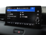 ナビゲーションはホンダコネクトディスプレイを装着しております。AM、FM、Bluetooth、フルセグTVがご使用いただけます。初めて訪れた場所でも道に迷わず安心ですね!