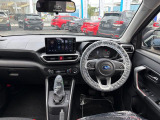 まごころクリーニングを実施済み!展示中は、運転席、ハンドル、シフトノブにビニールカバーを掛けて展示しております!!消臭&抗菌効果のある銀担持酸化チタン光触媒スプレーも施工済み!