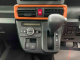 群馬ダイハツでは、安心してお乗りいただけるようにすべての車に検査・クリーニングを実施しています。