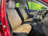 運転席シート廻りは使用感も少なく、良好な状態となっています。前オーナー様が丁寧に使っていたことがよくわかりますね。