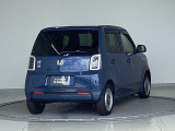 バックカメラが付いているのでバックでの車庫入れも安心です。