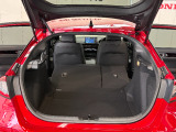 後列を収納すれば大型トランクに早変わり!段差も出来ず荷物の積み込みもラクラク♪