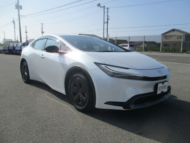 トヨタ プリウス 