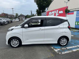 運転席やドアのスイッチ、リモコンキーでも開閉操作できるので便利ですよ!