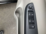 運転席ドアスイッチ