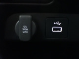 アクセサリーソケット機能付きです。消費電力120W(10A)以下のアクセサリーに、直流12Vの電源を供給します。
