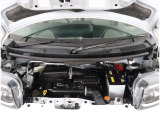 まごころクリーニングを実施済み!展示中は、運転席、ハンドル、シフトノブにビニールカバーを掛けて展示しております!!消臭&抗菌効果のある銀担持酸化チタン光触媒スプレーも施工済み!